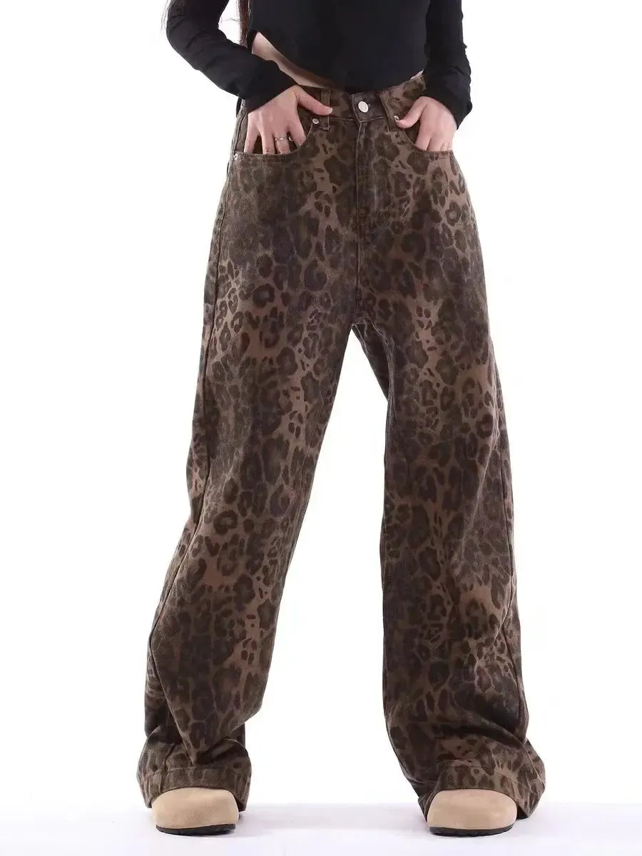 Baggy leopard-y2k streetwear