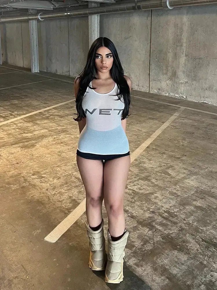 Crop top wet
