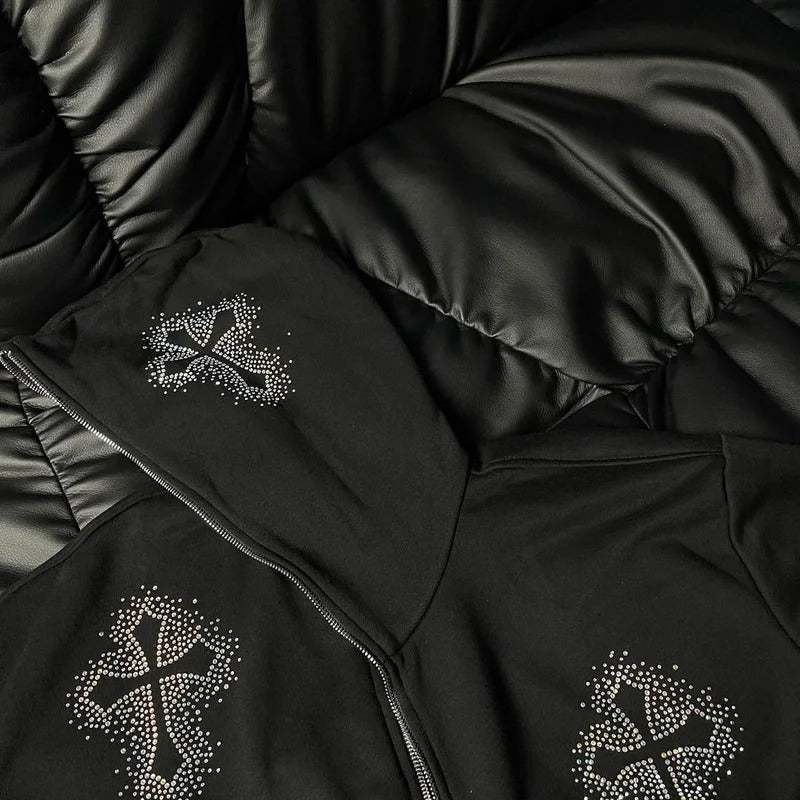 Gilet avec des croix strass