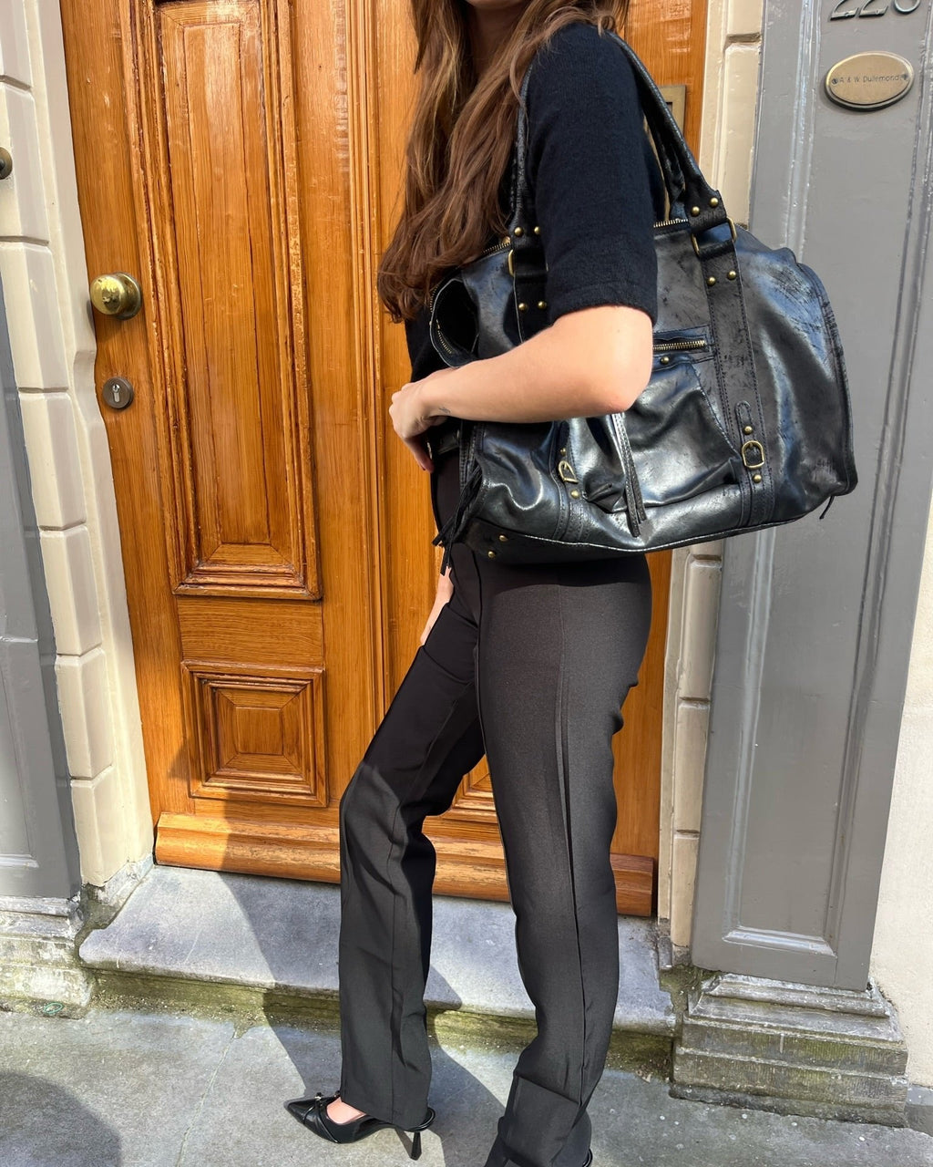 It girl bag black
