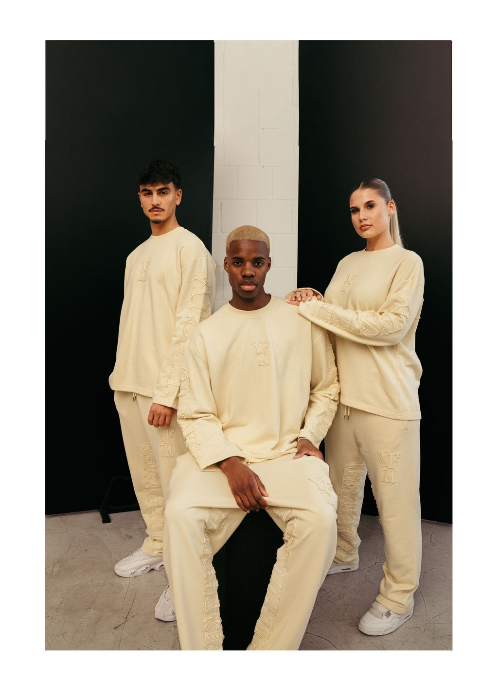 C/A LONGSLEEVE CREAM