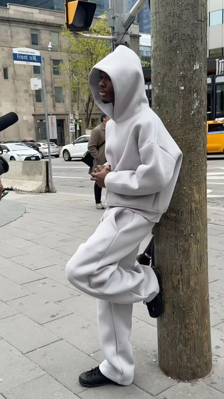 Street & Fit. |  Graues Streetwear-Set